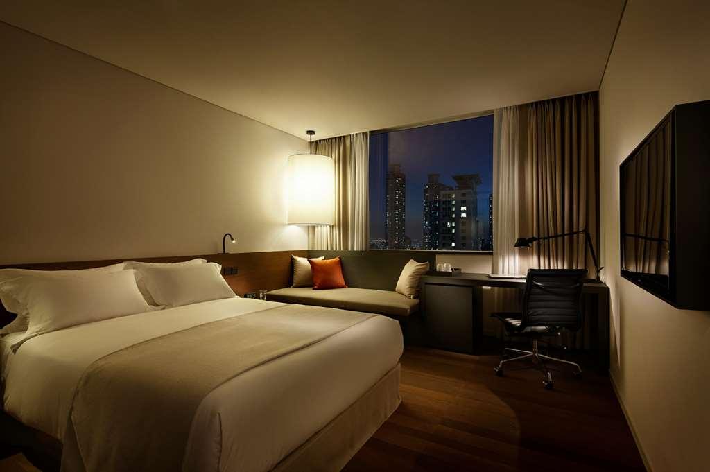 Shilla Stay Seocho Gangnam Station Сеул Номер фото
