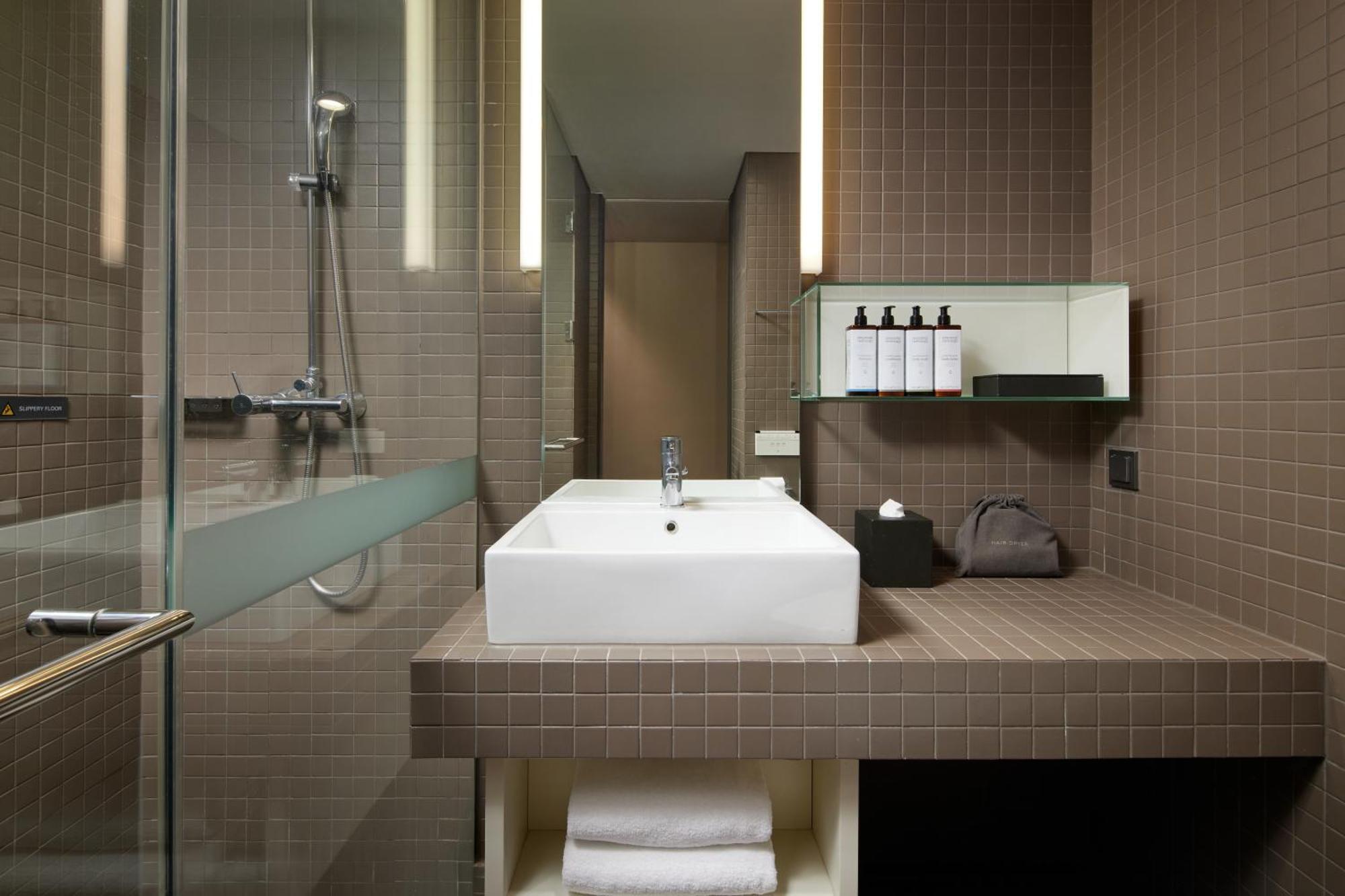 Shilla Stay Seocho Gangnam Station Сеул Экстерьер фото