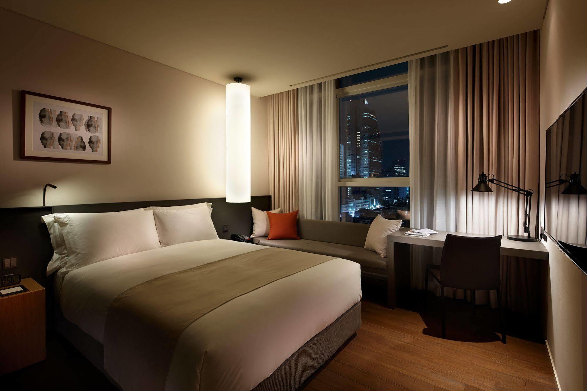 Shilla Stay Seocho Gangnam Station Сеул Экстерьер фото